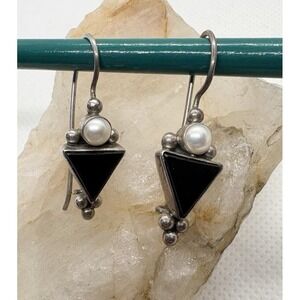 Janice Girardi JGD Sterling Silver Onyx Pearl Dangle Earrings 925 Signed Modern